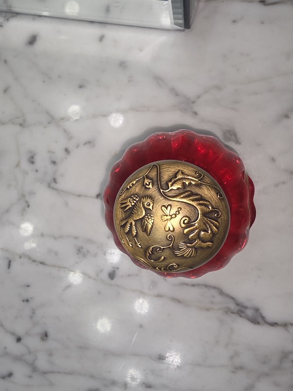 Tocca red glass perfume bottle with gold-tone label - Picture 4 of 4